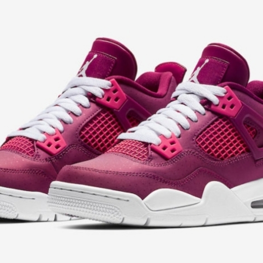 Air Jordan Retro 4 Valentines Berry 2019 Sneakers